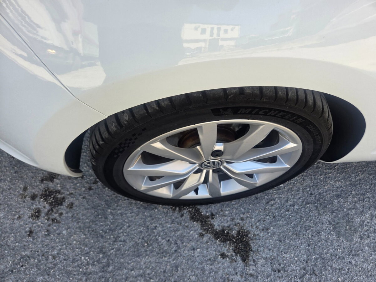 Volkswagen Golf 2.0 TDI 150 CV SCR R-Line (18)
