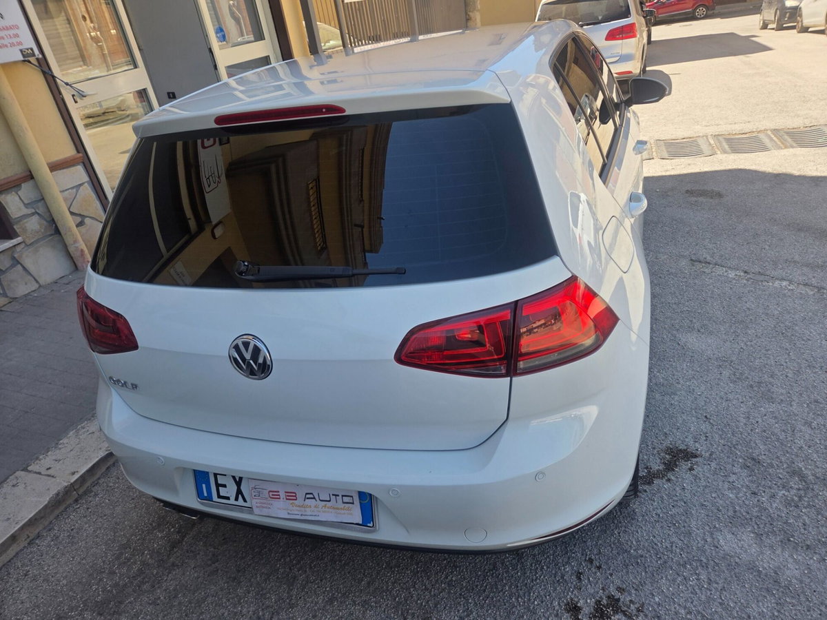 Volkswagen Golf 2.0 TDI 150 CV SCR R-Line (3)