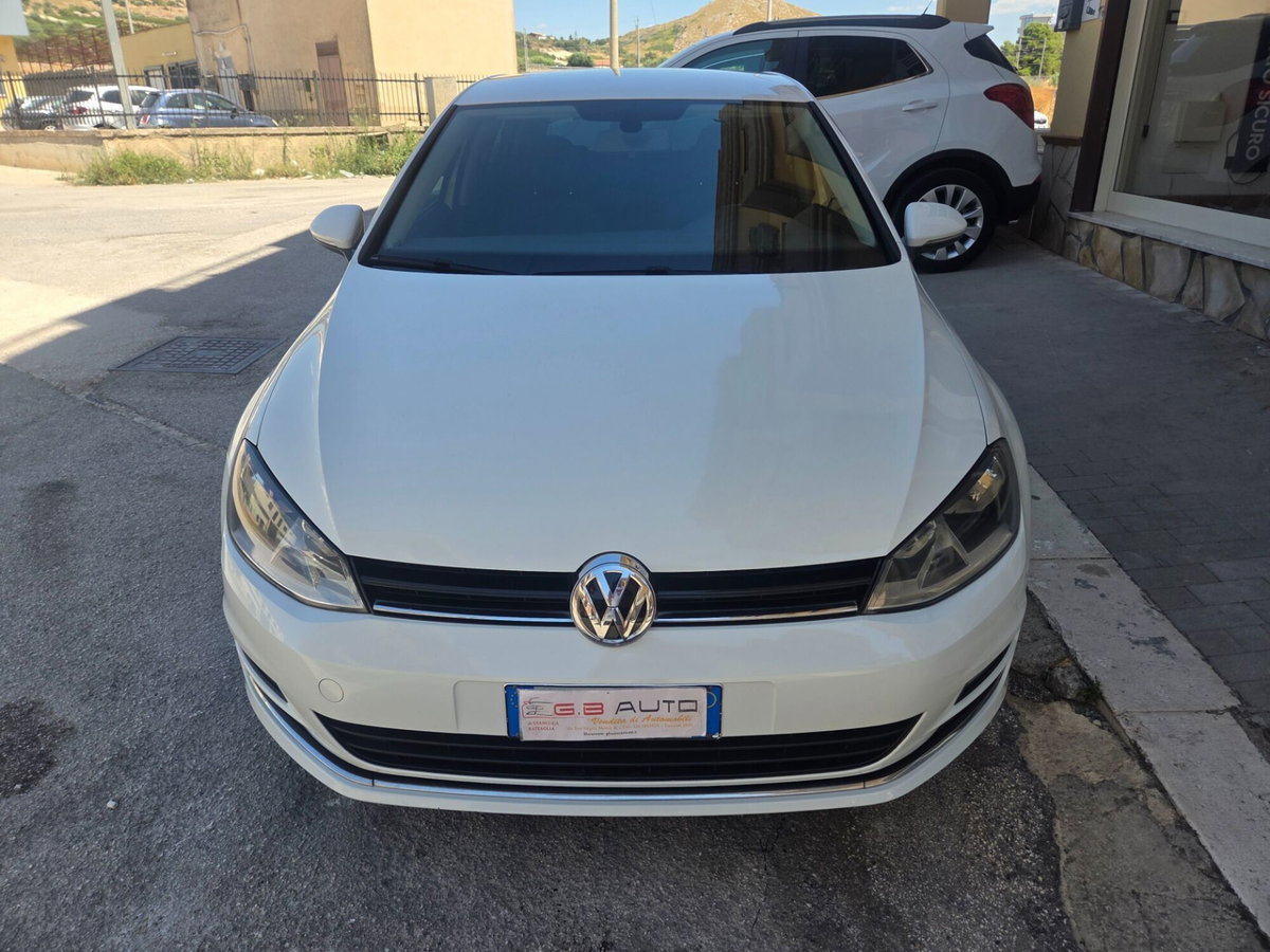 Volkswagen Golf 2.0 TDI 150 CV SCR R-Line (5)