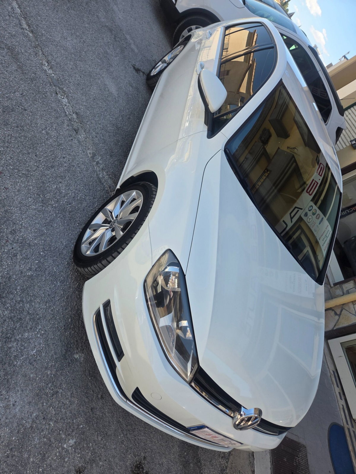 Volkswagen Golf 2.0 TDI 150 CV SCR R-Line (6)