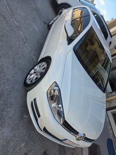 Volkswagen Golf 2.0 TDI 150 CV SCR R-Line (6)