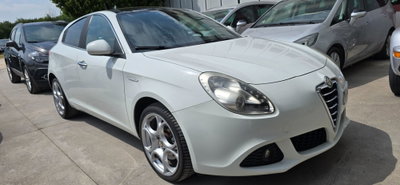 Alfa Romeo Giulietta 2.0 JTDm-2 Distinctive 170cv (4)