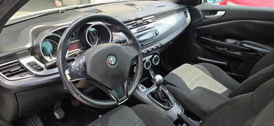 Alfa Romeo Giulietta 2.0 JTDm-2 Distinctive 170cv (7)