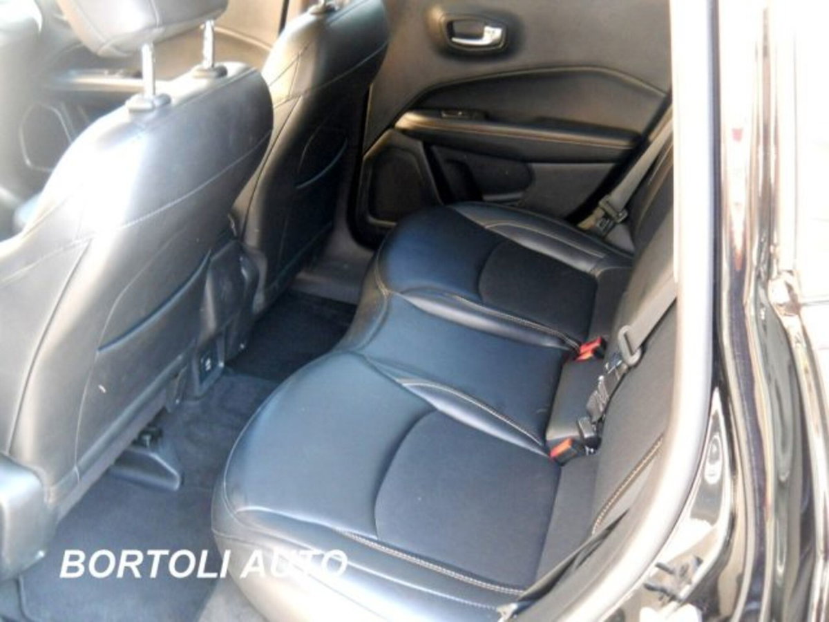 Jeep Compass 1.6 Multijet II 2WD Business (9)