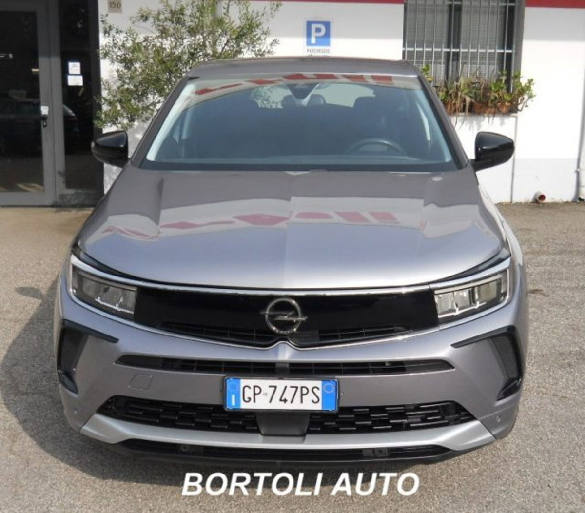 Opel Grandland 1.5 diesel Ecotec aut. Business Elegance (2)