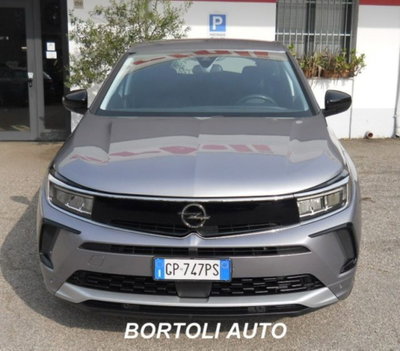 Opel Grandland 1.5 diesel Ecotec aut. Business Elegance (2)