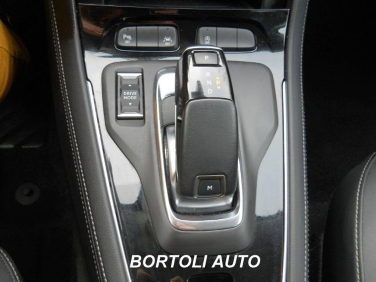 Opel Grandland 1.5 diesel Ecotec aut. Business Elegance (6)
