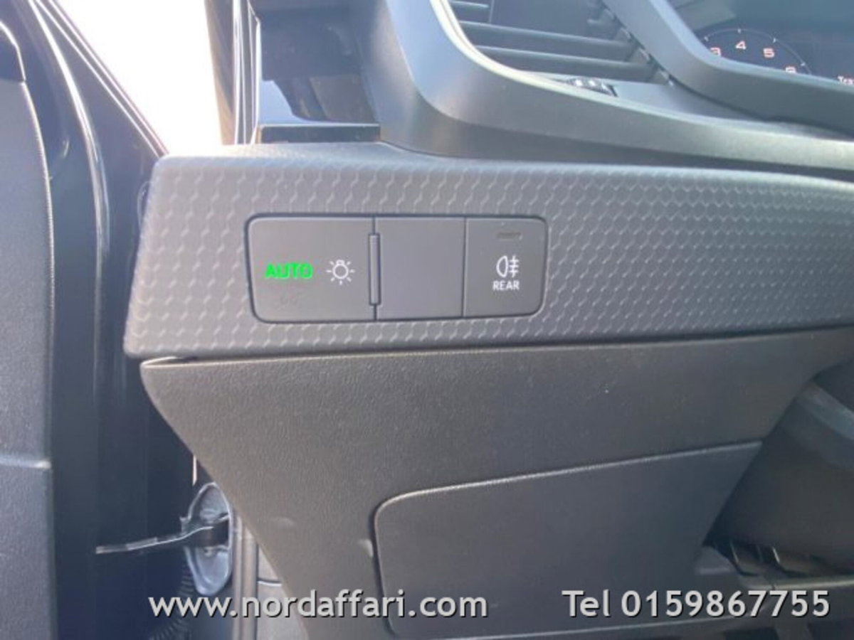 Audi A1 Sportback Sportback 30 1.0 tfsi Business 110cv s-tronic (12)