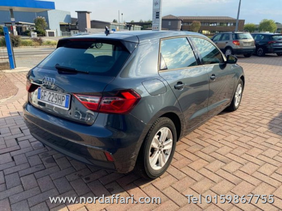 Audi A1 Sportback Sportback 30 1.0 tfsi Business 110cv s-tronic (5)
