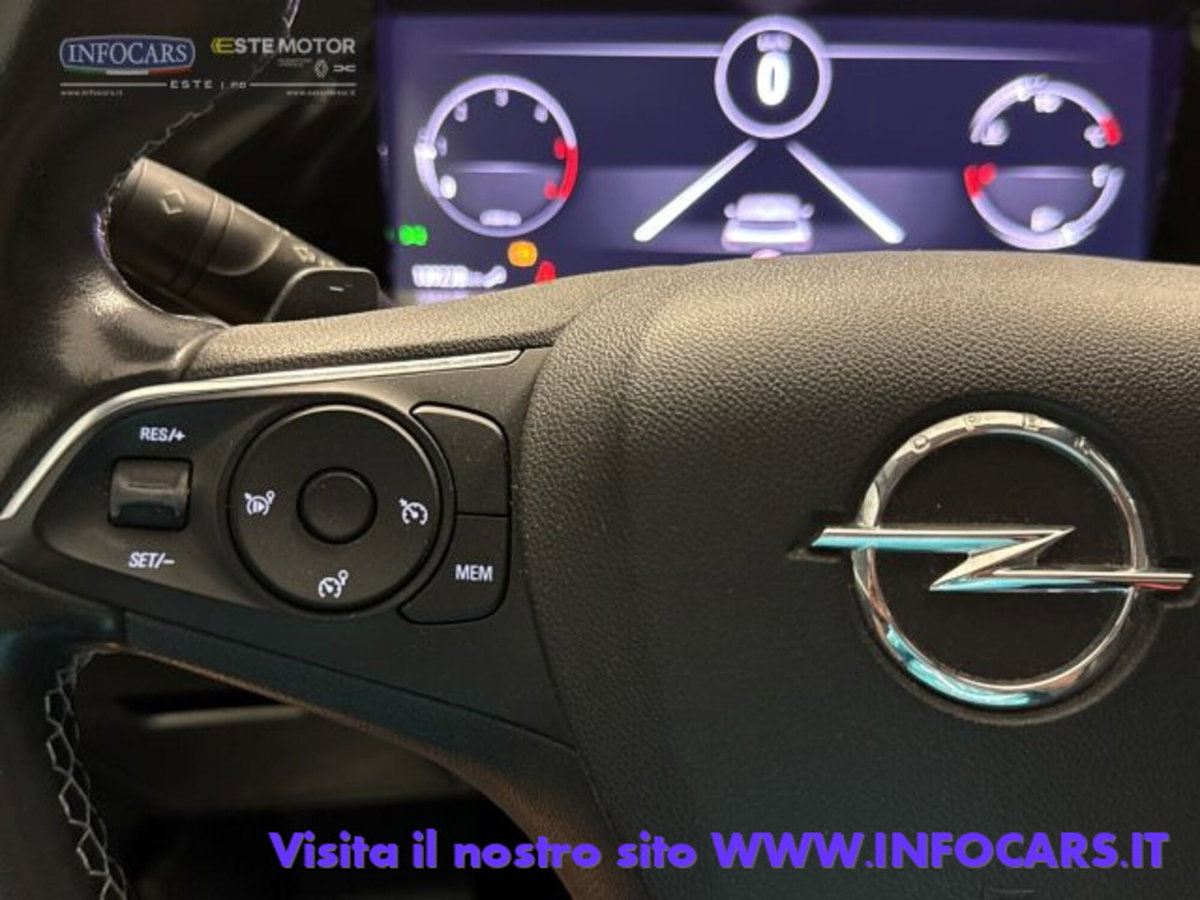 Opel Grandland 1.5 diesel Ecotec aut. Business Elegance (16)
