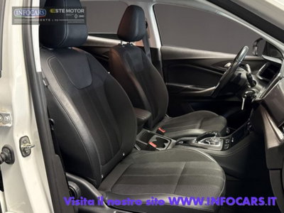 Opel Grandland 1.5 diesel Ecotec aut. Business Elegance (6)