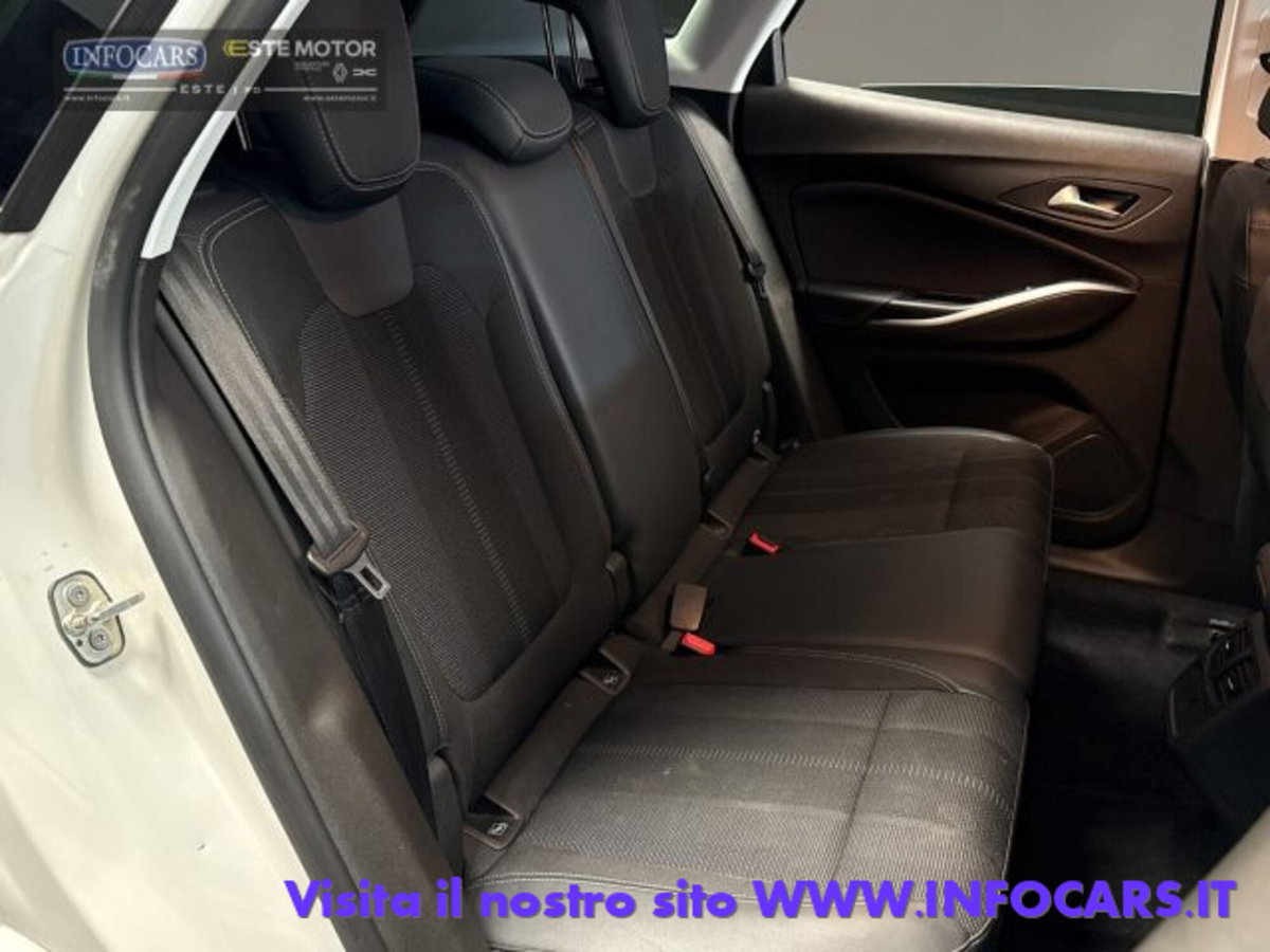 Opel Grandland 1.5 diesel Ecotec aut. Business Elegance (8)