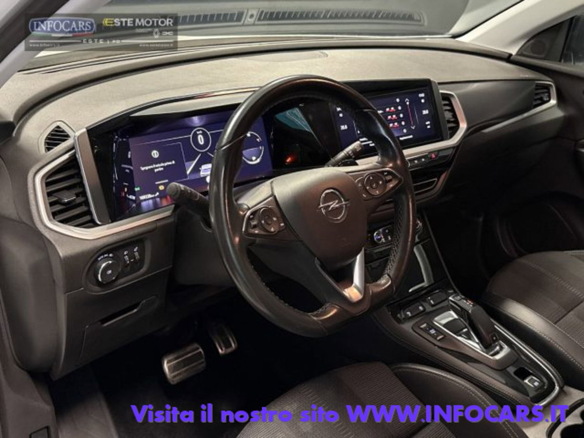 Opel Grandland 1.5 diesel Ecotec aut. Business Elegance (9)