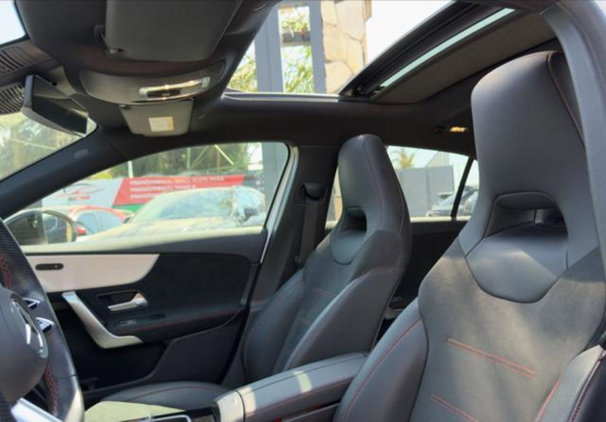 Mercedes-Benz Classe A 180 d AMG Line Premium Plus auto (15)