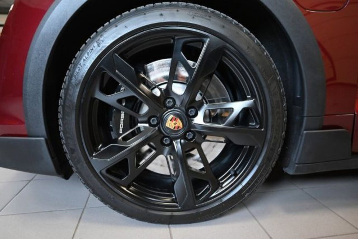 Porsche Taycan Cross Turismo 4S Cross Turismo (15)