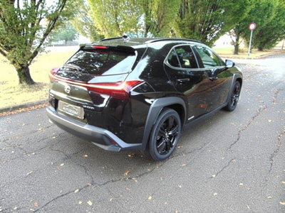 Lexus UX Hybrid Midnight (10)