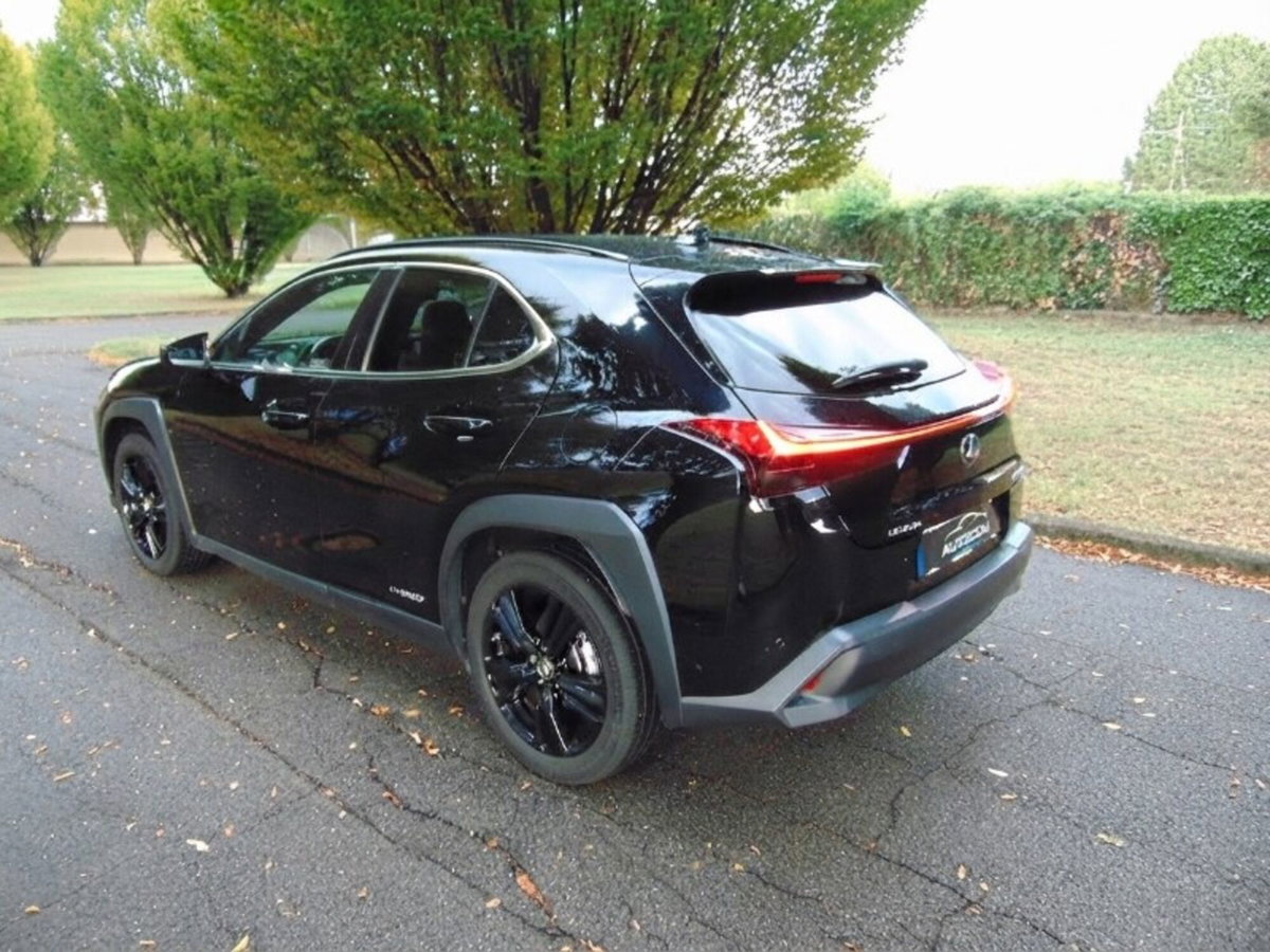 Lexus UX Hybrid Midnight (7)