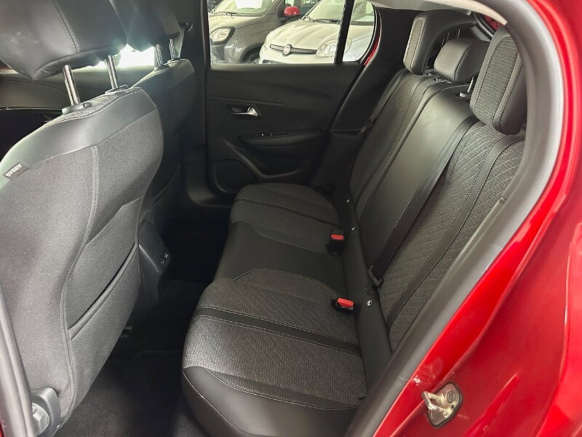 Peugeot 208 PureTech 100 Stop&Start 5 porte Allure (13)