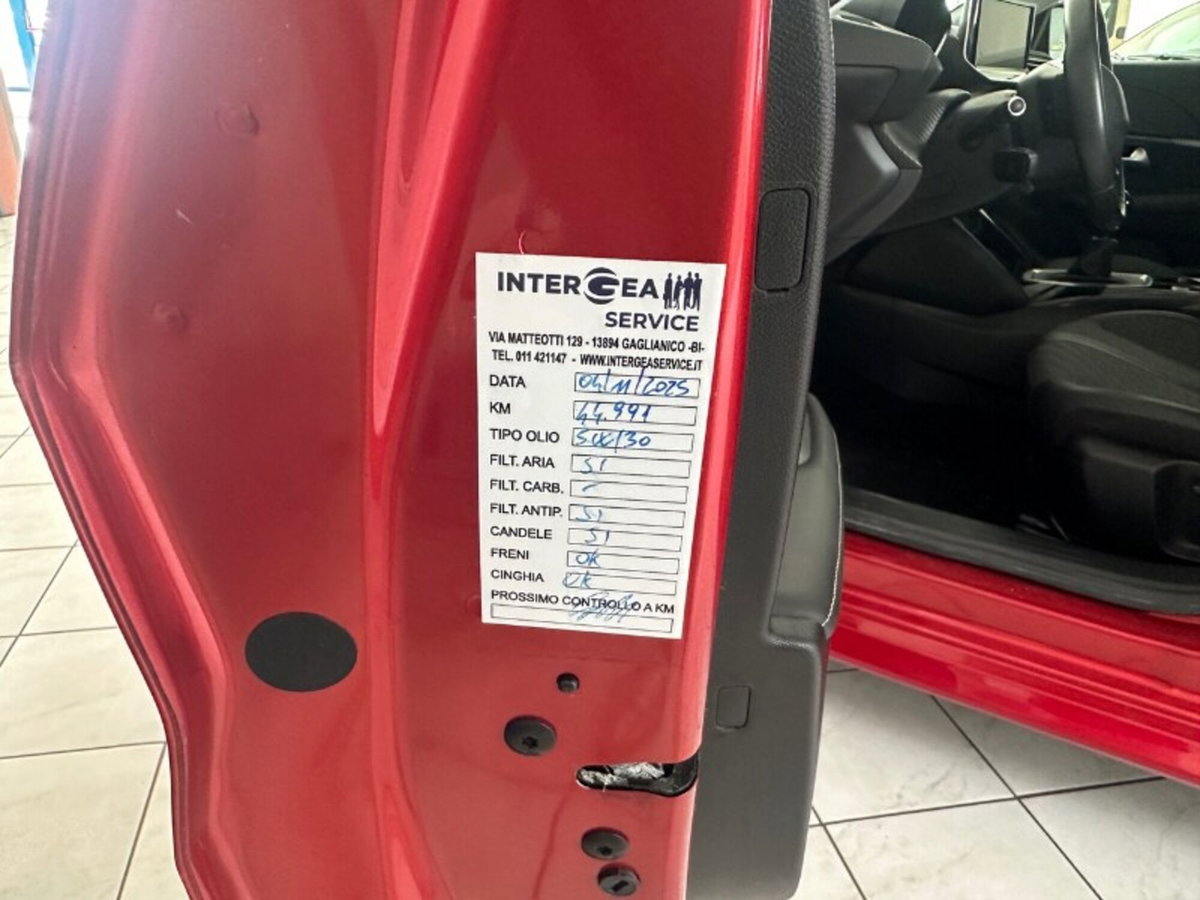 Peugeot 208 PureTech 100 Stop&Start 5 porte Allure (9)