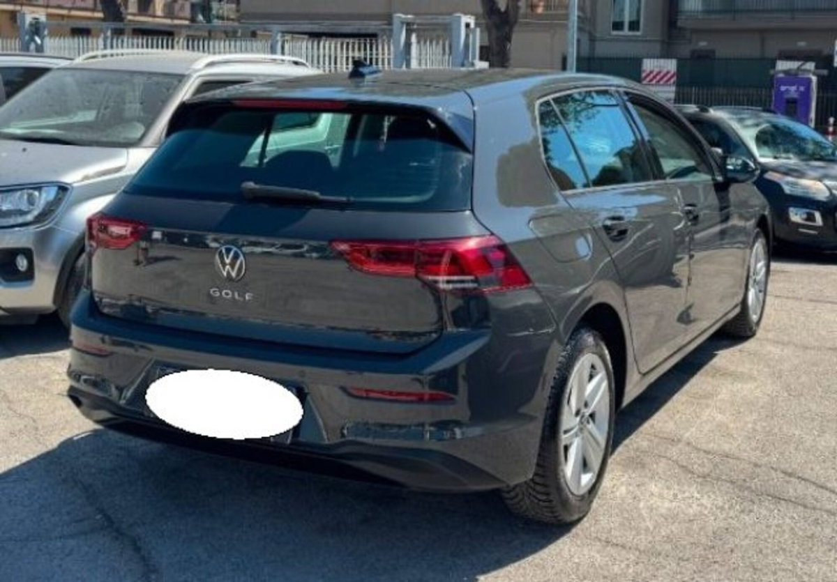 Volkswagen Golf 2.0 TDI SCR Life (5)