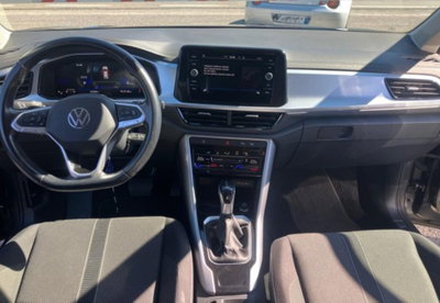 Volkswagen T-Roc 2.0 tdi Life 150cv dsg (12)