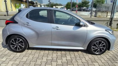 Toyota Yaris 1.0 5 porte Trend (7)
