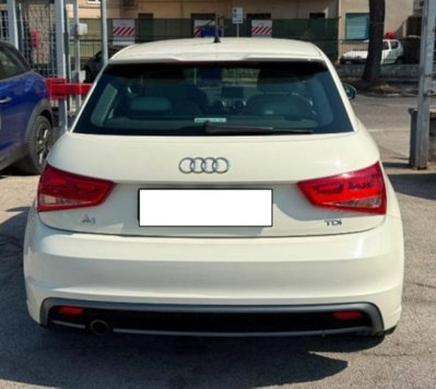 Audi A1 1.6 TDI 105 CV Ambition (5)