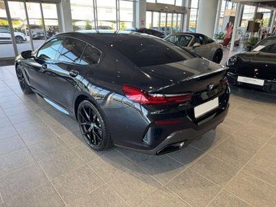 BMW Serie 8 Coupé 840d 48V xDrive (5)