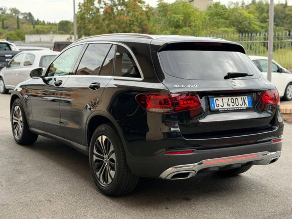 Mercedes-Benz GLC SUV 300 4Matic Mild hybrid Sport (4)