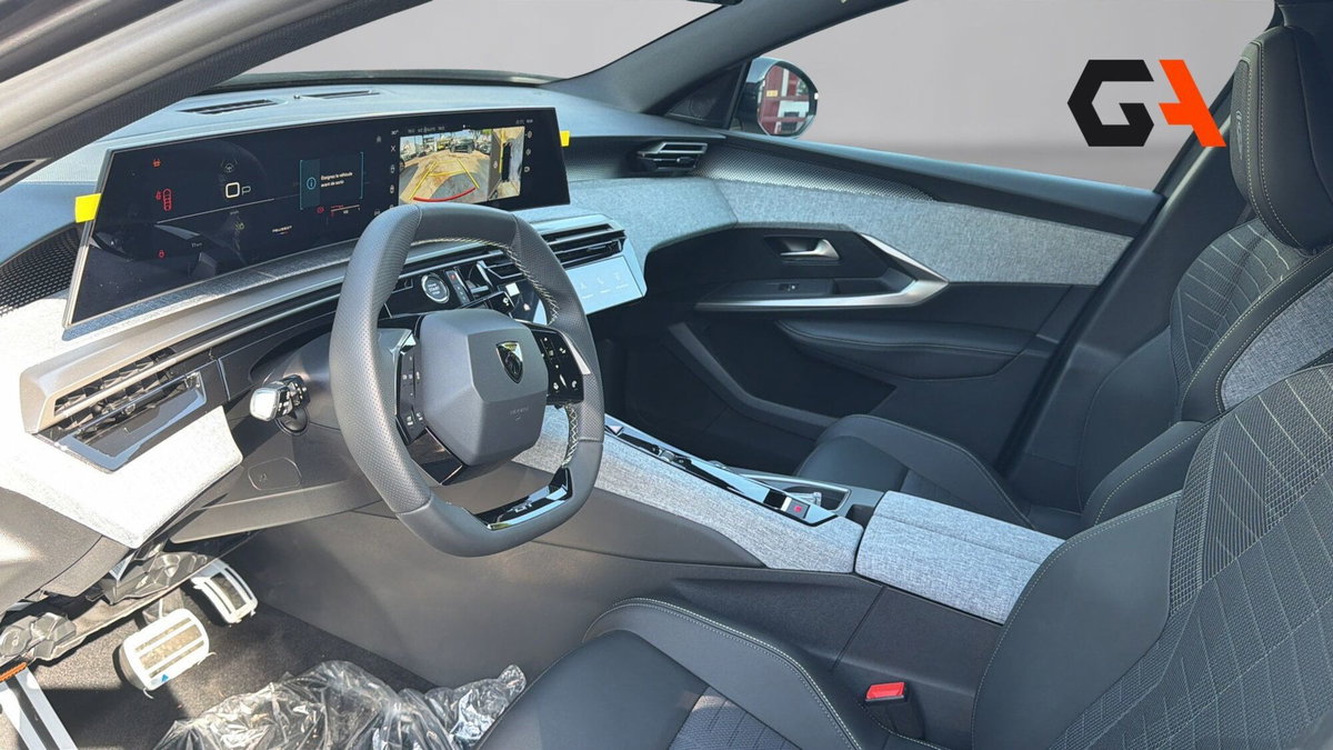 Peugeot 3008 1.2 hybrid GT 145cv e-dcs6 (9)