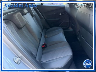 Peugeot 2008 BlueHDi 110 S&S Allure Pack (9)