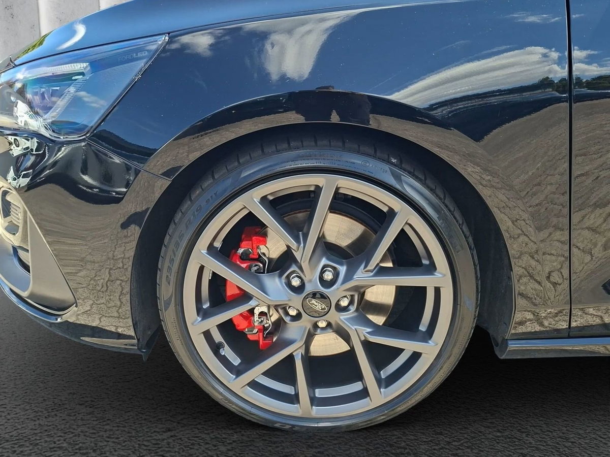 Ford Focus 2.3 ecoboost ST 280cv auto (12)