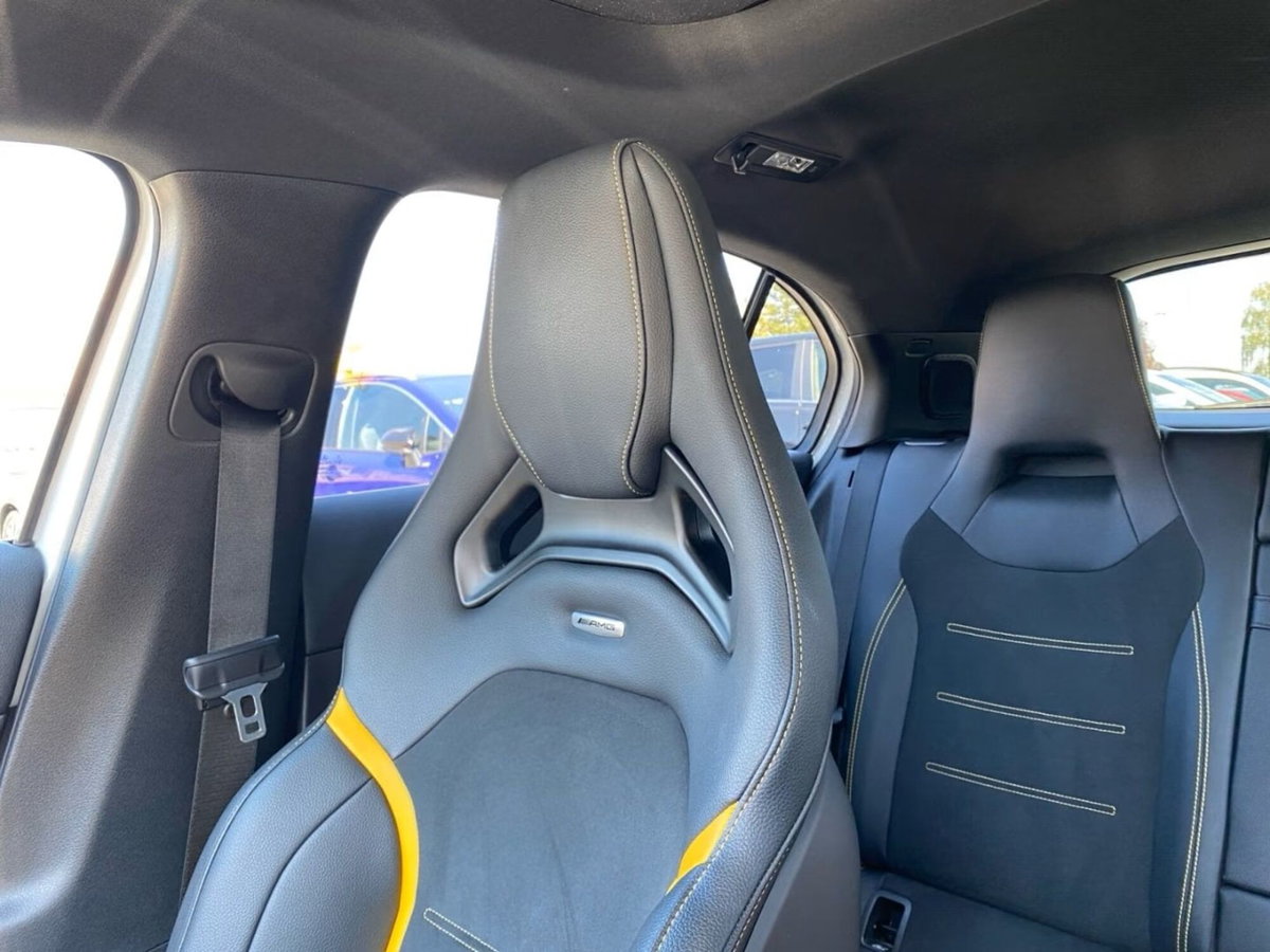 Mercedes-Benz Classe A 45S AMG 4Matic+ (14)