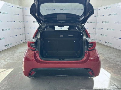 Toyota Yaris 1.5 Hybrid 5 porte Lounge (3)