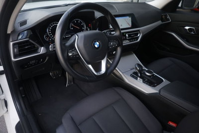 BMW Serie 3 Touring 318d 48V  Msport (14)