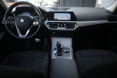 BMW Serie 3 Touring 318d 48V  Msport (2)