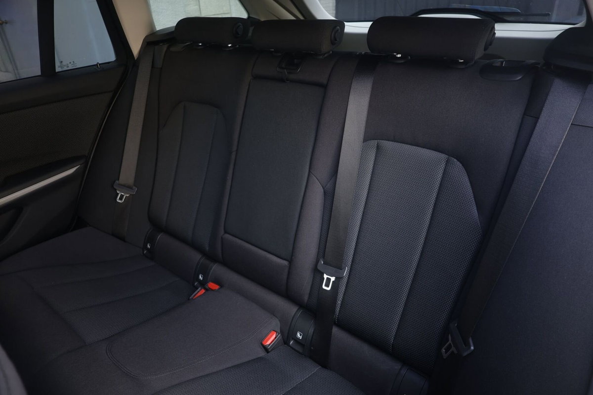 BMW Serie 3 Touring 318d 48V  Msport (3)