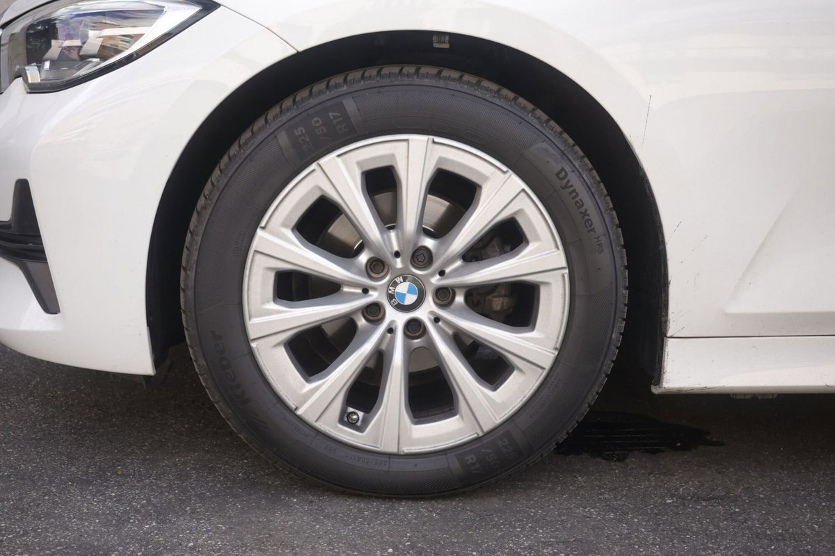 BMW Serie 3 Touring 318d 48V  Msport (5)