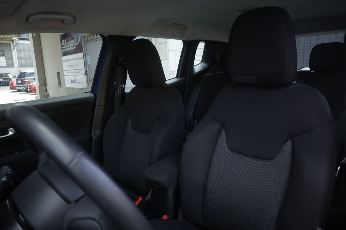 Jeep Renegade 1.6 Mjt DDCT 120 CV Limited (16)