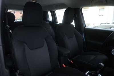 Jeep Renegade 1.6 Mjt DDCT 120 CV Limited (6)