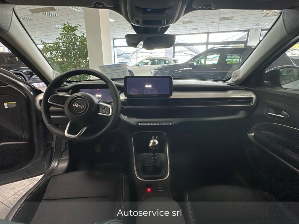 Jeep Avenger 1.2 turbo Summit fwd 100cv (15)