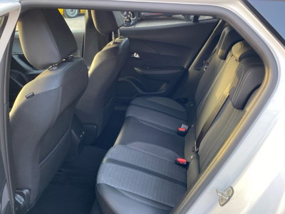 Peugeot 2008 1.2 turbo Allure 100cv (19)