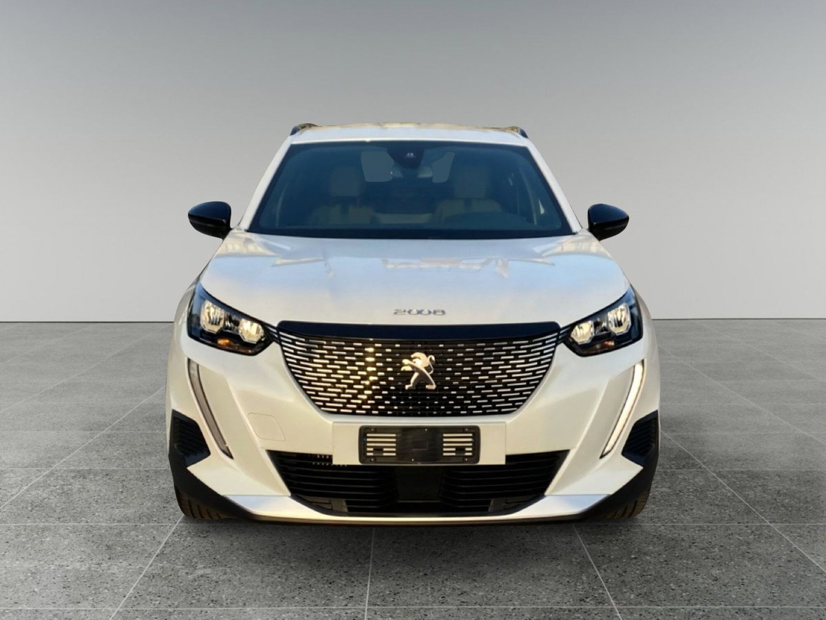 Peugeot 2008 1.2 turbo Allure 100cv (5)