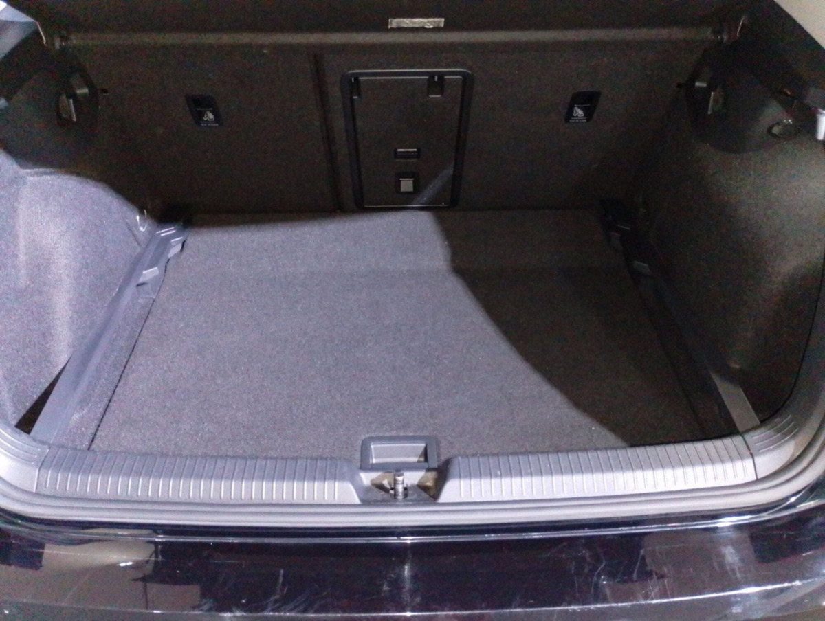 Volkswagen Golf 2.0 TDI 150 CV DSG SCR Style (10)