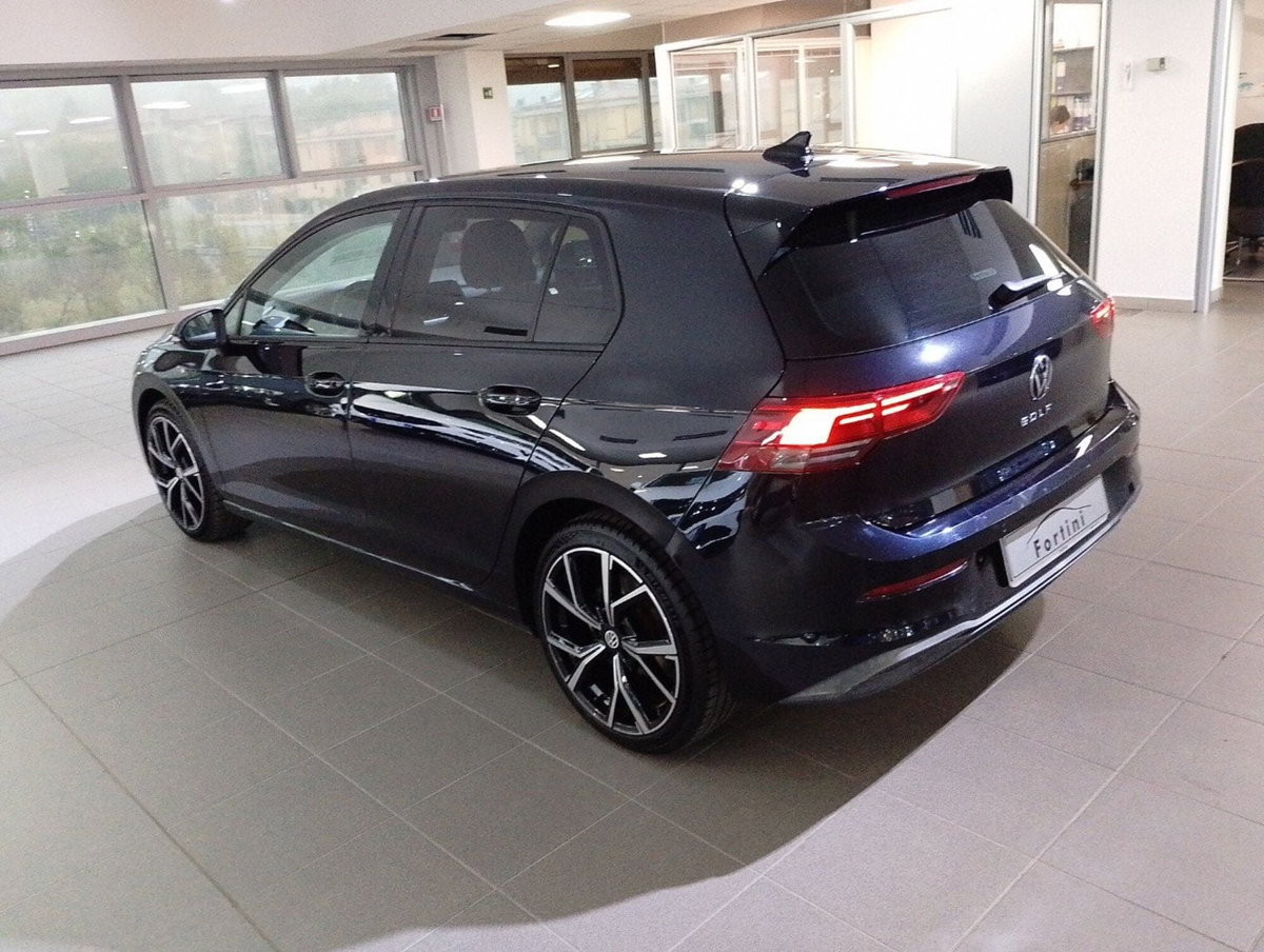 Volkswagen Golf 2.0 TDI 150 CV DSG SCR Style (4)