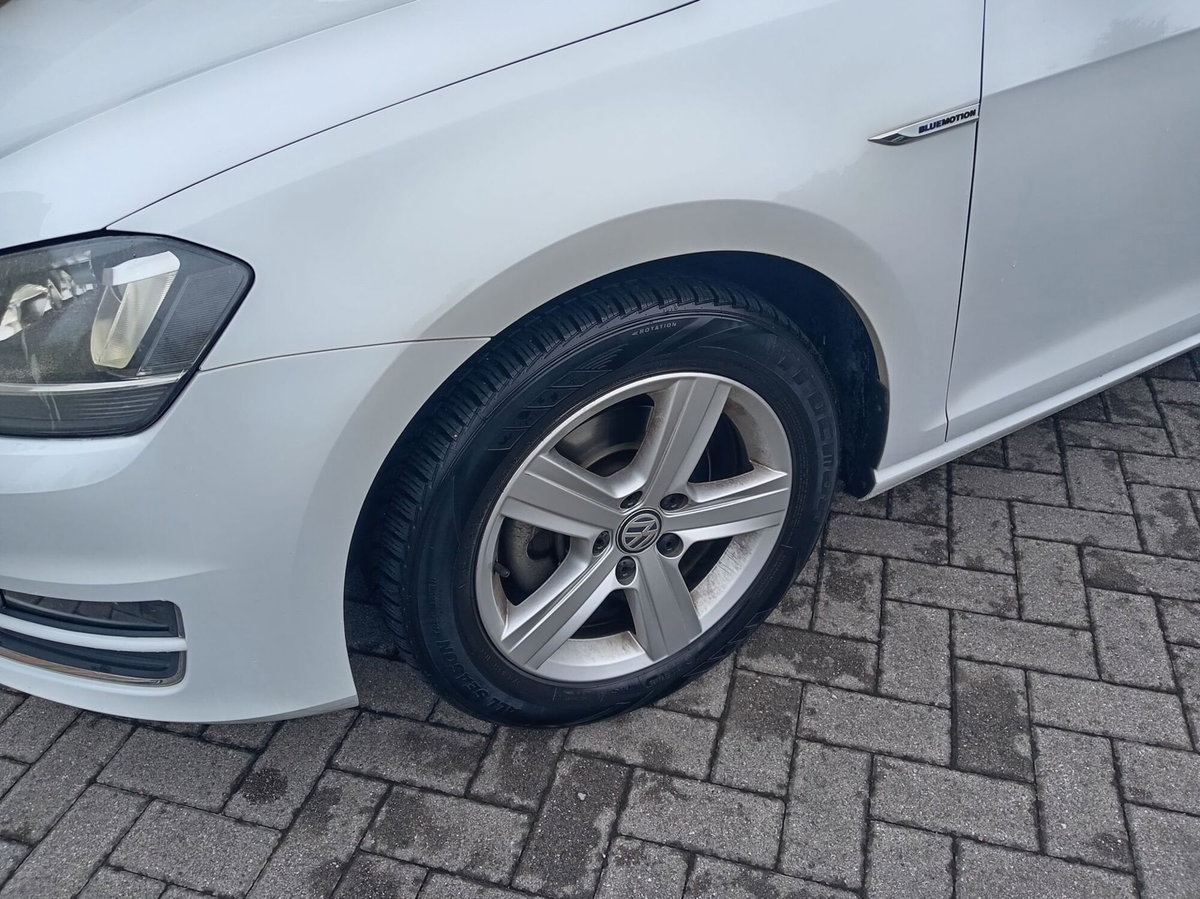 Volkswagen Golf 1.4 TGI DSG 5p. Highline BlueMotion (9)