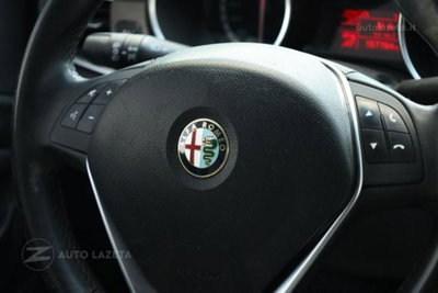Alfa Romeo Giulietta 1.6 JTDm Giulietta 120cv (10)