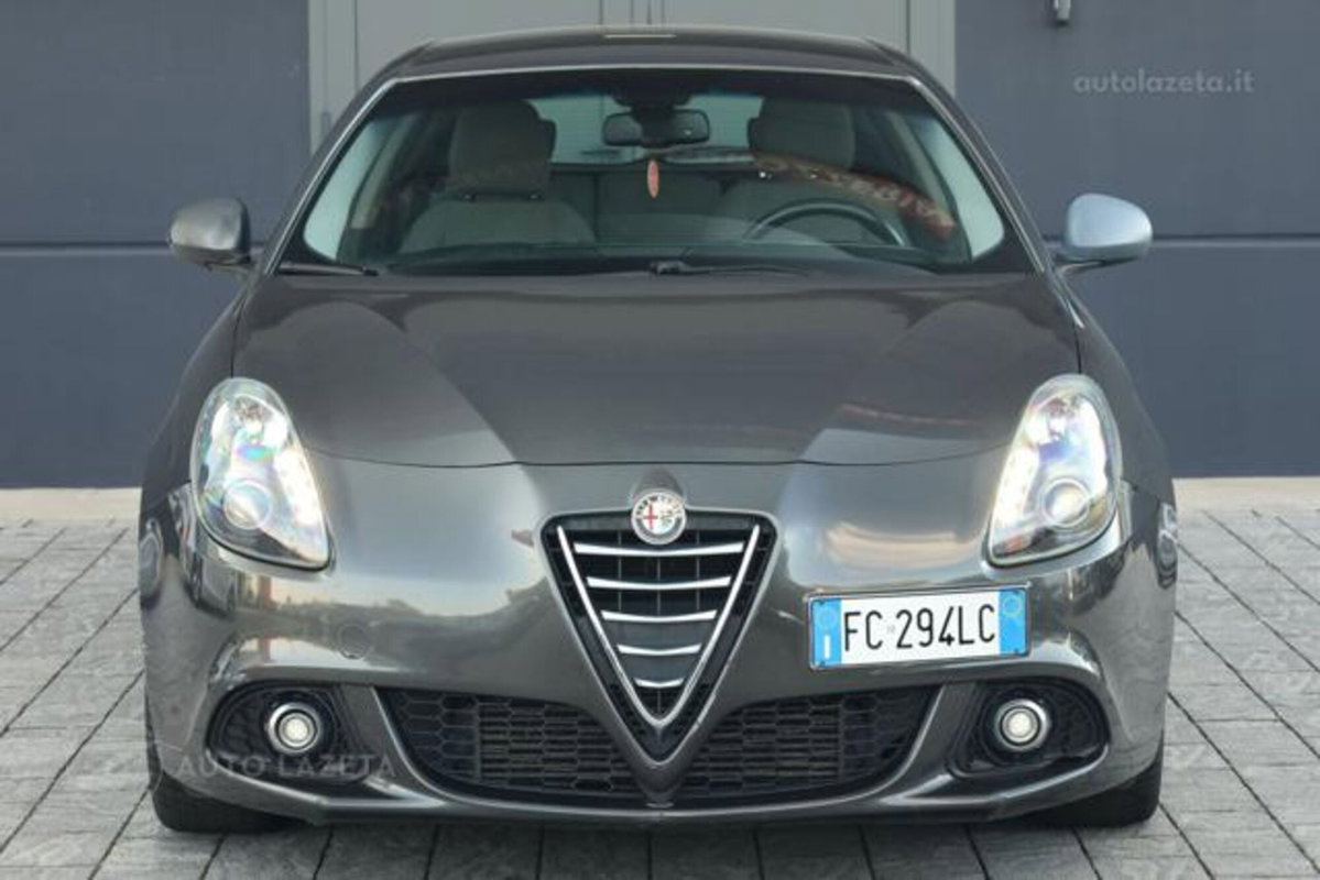 Alfa Romeo Giulietta 1.6 JTDm Giulietta 120cv (13)