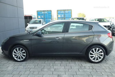 Alfa Romeo Giulietta 1.6 JTDm Giulietta 120cv (18)