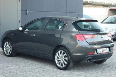 Alfa Romeo Giulietta 1.6 JTDm Giulietta 120cv (4)